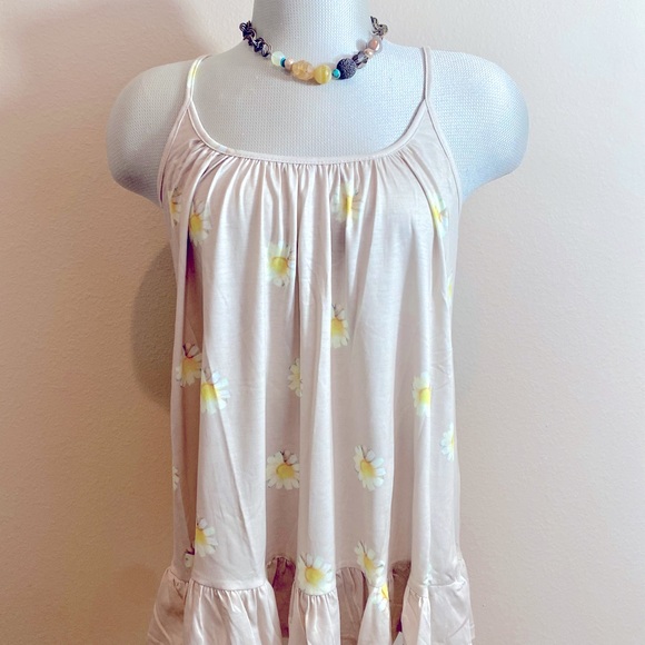 COPY - Spaghetti Strap Shift Silhouette Floral Su… - Picture 2 of 11